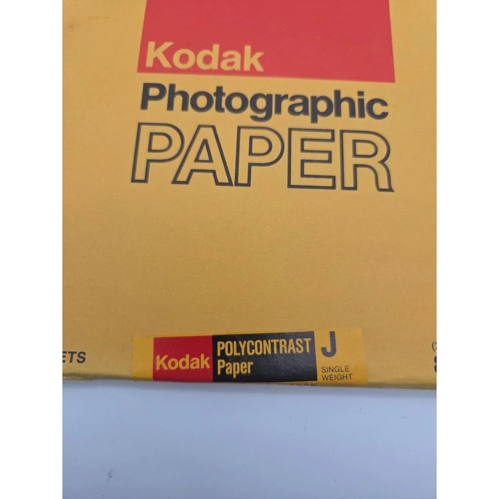 Kodak Polycontrast J Paper 8x10 Glossy Sheet Sealed pkg. Of 25, Expired 09/74